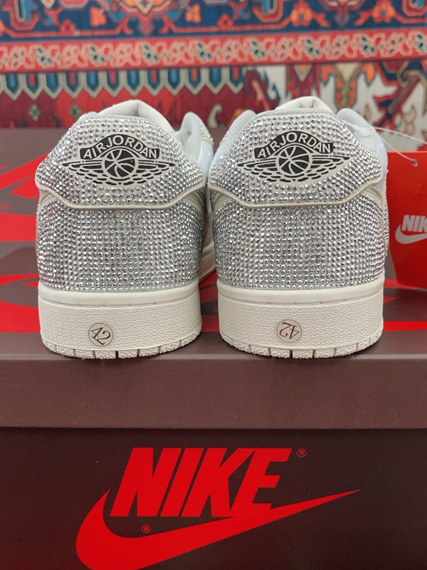 ナイキ靴着用イメージ